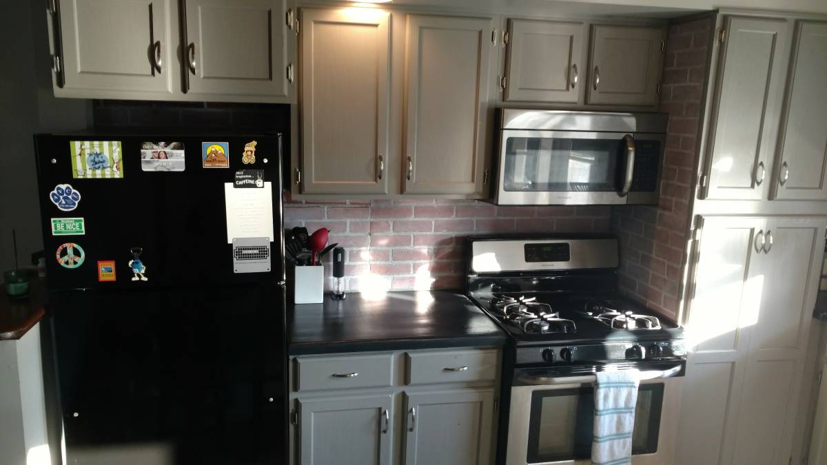 Kitchen (includes all appliances) - 319 Green St