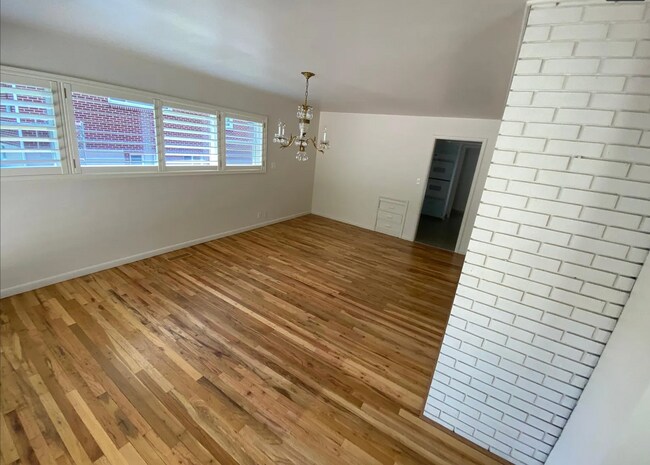 Foto del edificio - 4070 College Dr