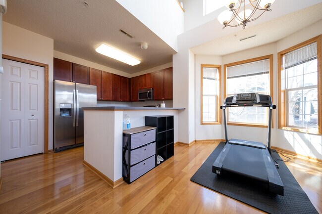Foto del edificio - 1617 Legacy Pkwy E