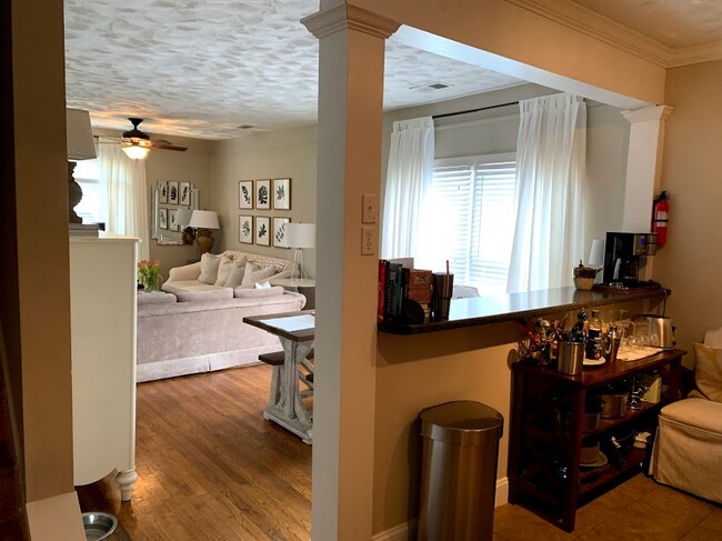 Foto del edificio - 2105 English Village Ln