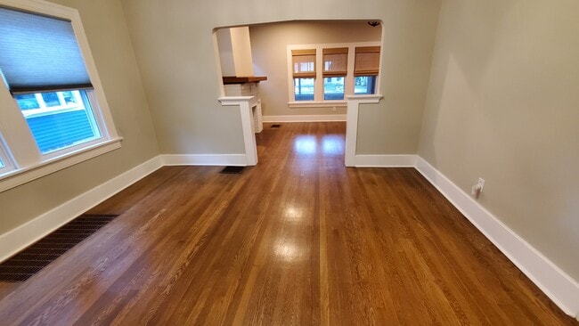 Dining Room - 340 Monteray Ave