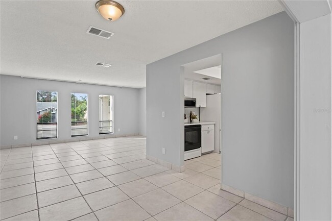 Building Photo - 2502 Indigo Dr