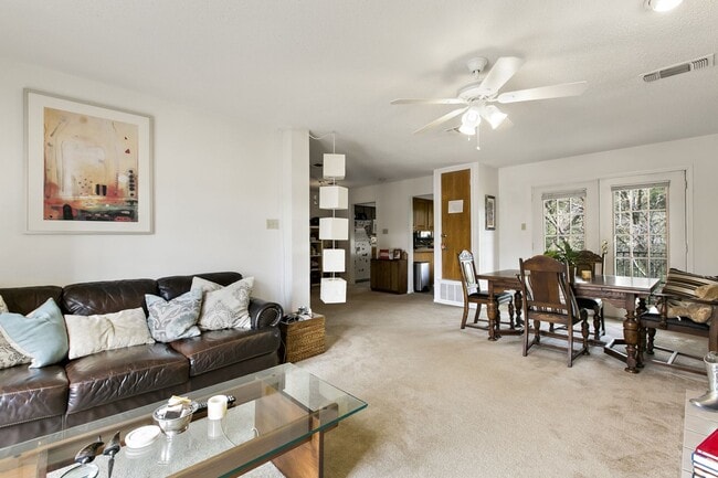 Building Photo - Great Hills Townhome with Private Deck & Scenic Views