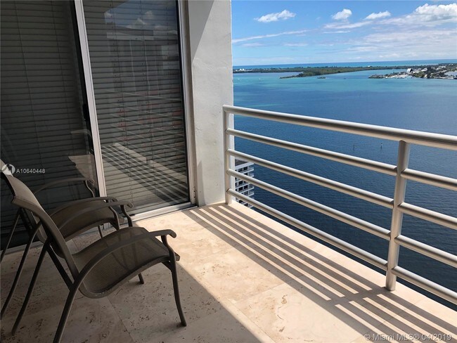 Foto del edificio - 1541 Brickell Ave