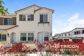 Building Photo - 24910 Vermijo Ct