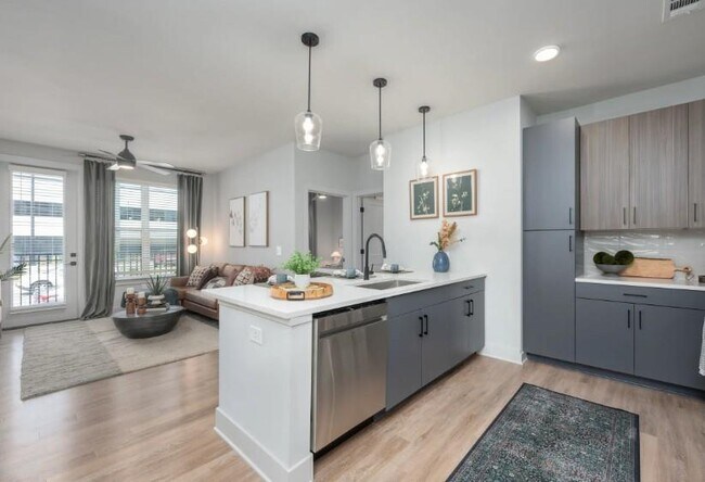 Foto del edificio - 1400 Laurel Crossing Pkwy NE