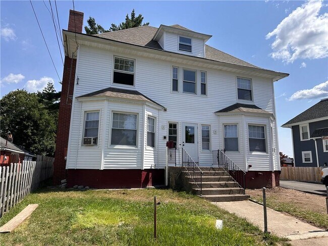 Building Photo - 172 Central Ave