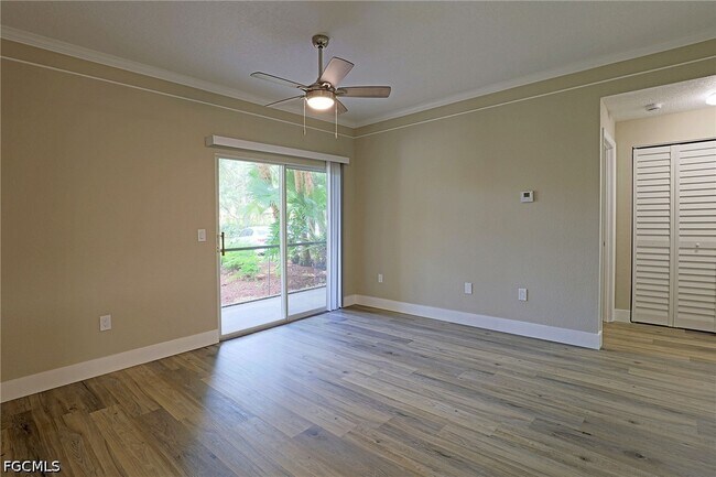 Foto del edificio - 11540 Villa Grand