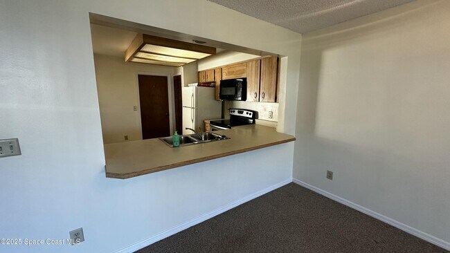 Foto del edificio - 2710 Park Pl Blvd