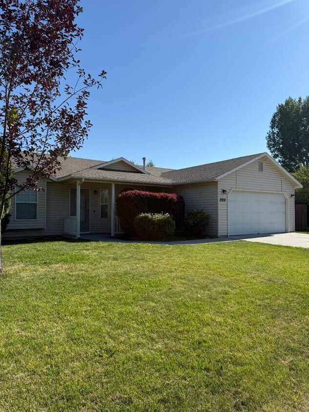 Foto principal - 11931 W Cedarstone St
