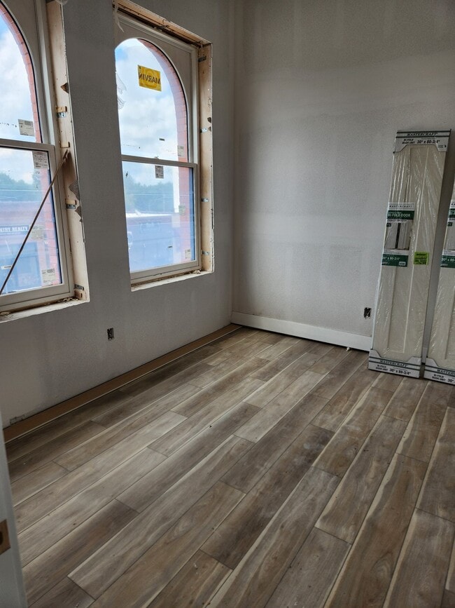 Building Photo - Historic Rehab in Panora