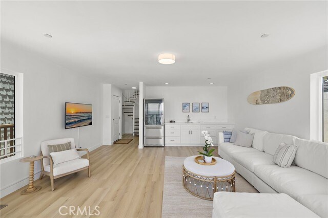 Foto del edificio - 1045 Gaviota Dr Unit B