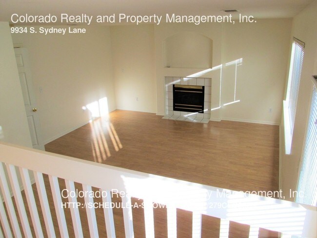 Foto del edificio - 9934 Sydney Ln