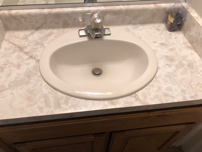 Foto del edificio - Cozy Condo in Village Park