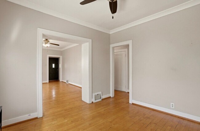 Foto del edificio - 916 S Webster St