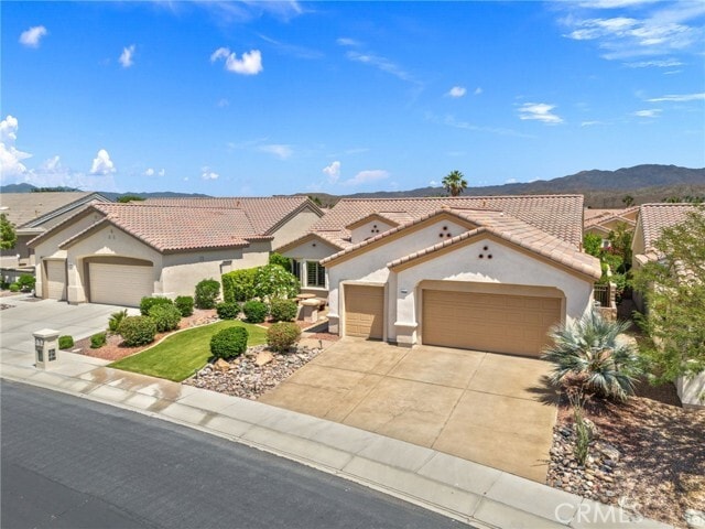 Primary Photo - 78688 Sunrise Canyon Ave