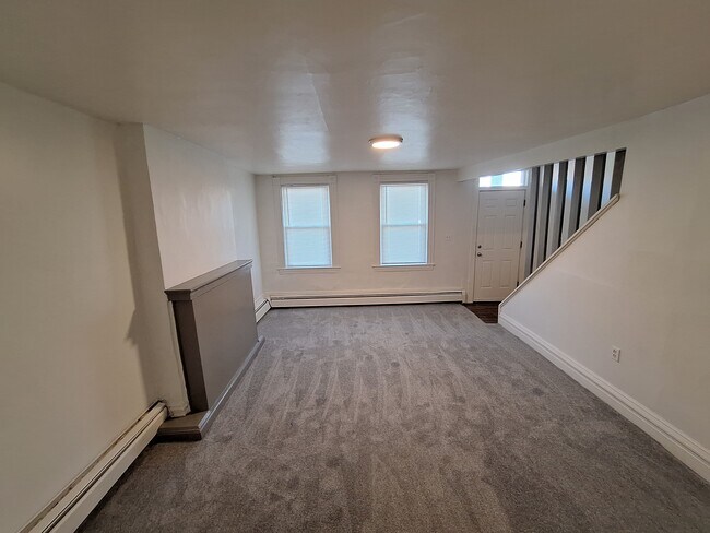 Foto del edificio - 822 McLain St