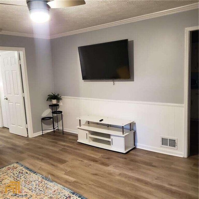 Foto del edificio - 6440 W Fayetteville Rd