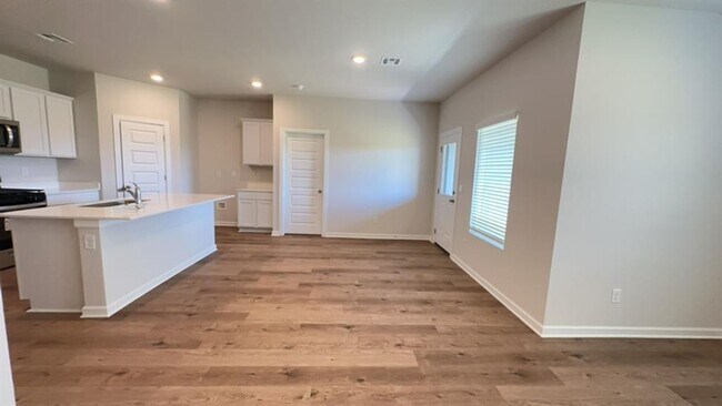 Foto del edificio - 10208 NW 28th St