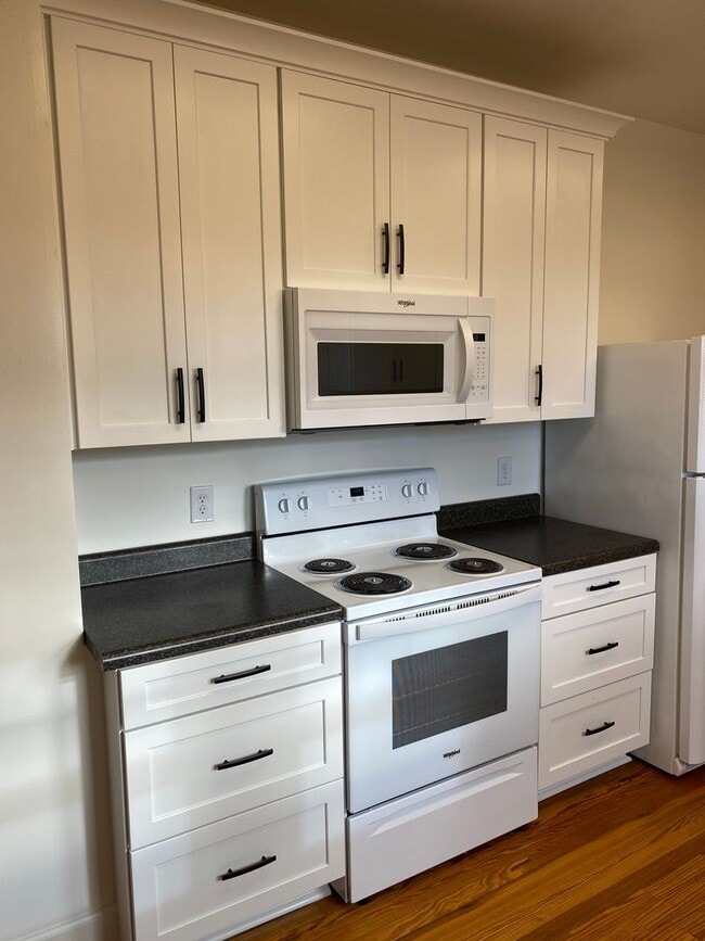 Foto del edificio - 1310 N Main St