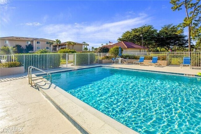Foto del edificio - 1001 Foxfire Ln