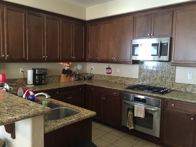 Building Photo - 1737 Cripple Creek Dr