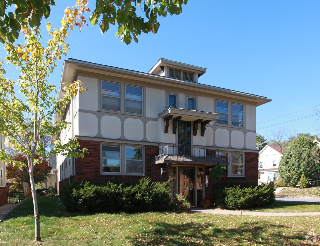 Primary Photo - 3602 12th Ave S