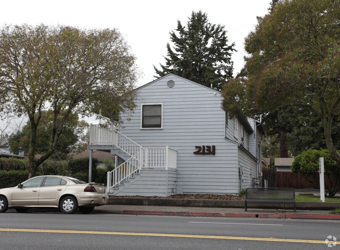 Foto del edificio - 2131 Jefferson St