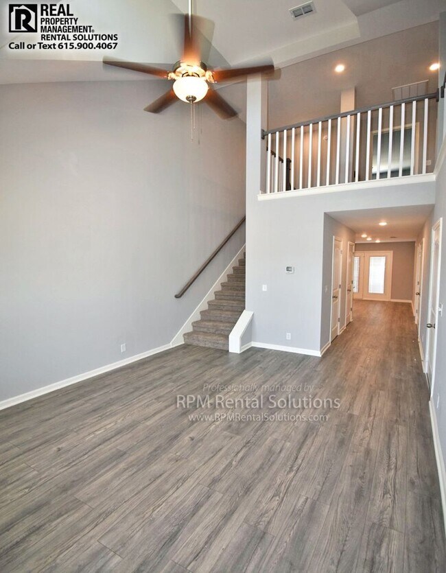 Foto del edificio - Newer 3BR/2.5BA+Bonus luxury townhome! Att...