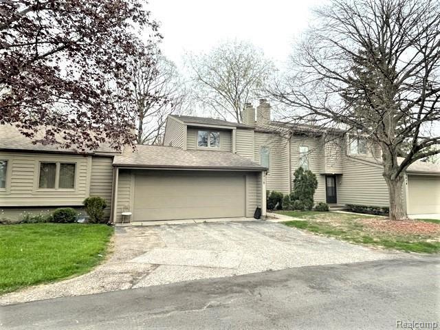 Primary Photo - 2416 Tanbark Ct
