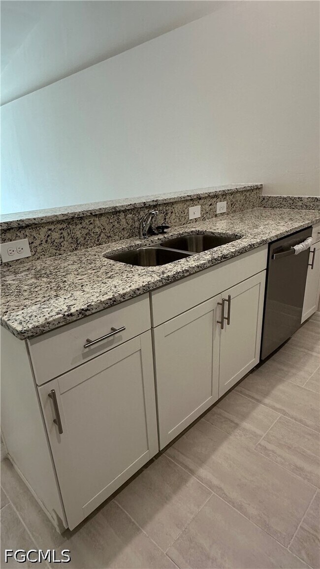 Foto del edificio - 3308 SW 17th Pl