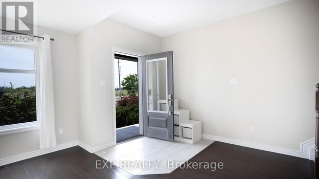Building Photo - 516 Silvertip Ln