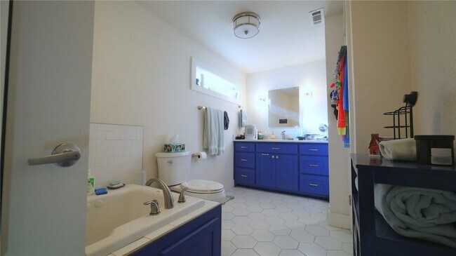 Foto del edificio - 2108 W Stone St