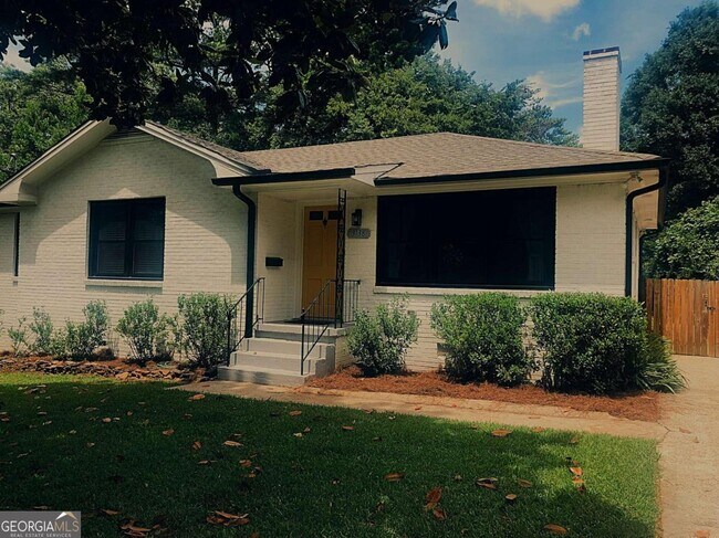 Building Photo - 3138 Wiltshire Dr