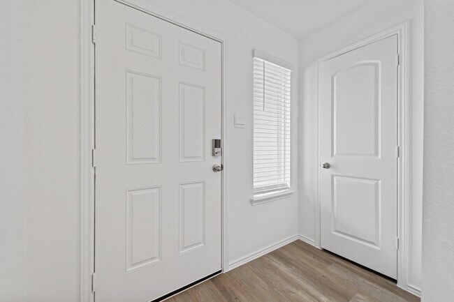 Foto del edificio - 5710 Sycamore Glen Dr