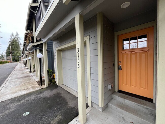Foto del edificio - 2020 Build ~ 3Bd/ 1.5Ba Home in Hazelwood ...