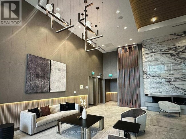 Photo du bâtiment - 1100 Sheppard Ave W