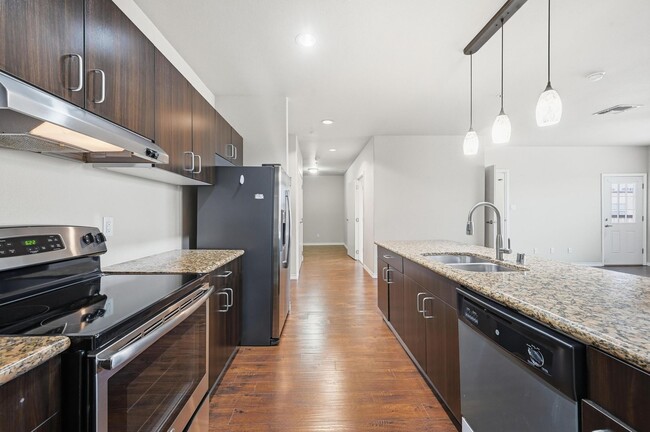 Foto del edificio - Beautiful Condo in Carrollton!