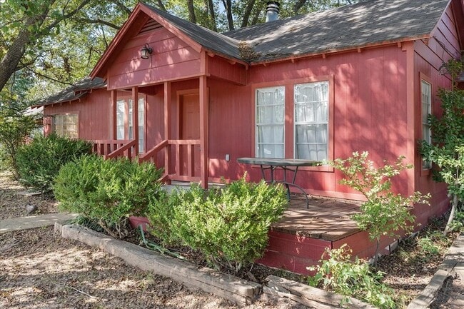 Foto del edificio - 259 Hiland Ln