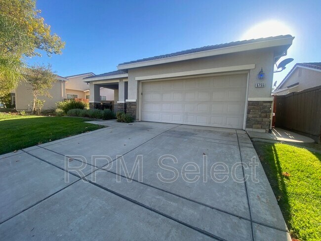 Building Photo - 5755 Bridgecross Dr