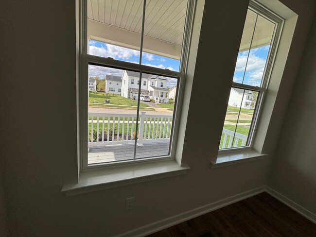 Foto del edificio - 1612 N Lore's Landing Rd