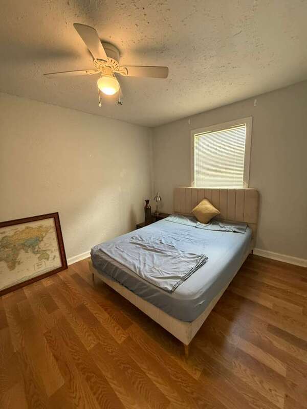 Foto del edificio - 314 Celery Ave S