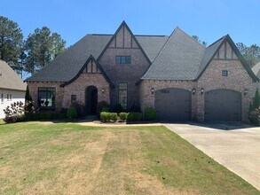 Building Photo - Gorgeous Home on the Golf Course at AU Club