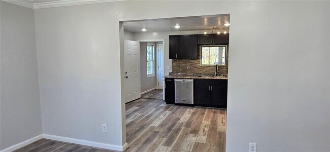 Foto del edificio - 1280 Elizabeth Ave SW