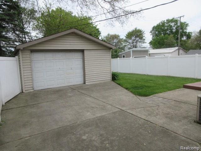 Foto del edificio - 47487 Greenview Rd