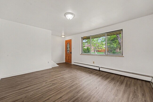 Foto del edificio - 10250 W 12th Ave