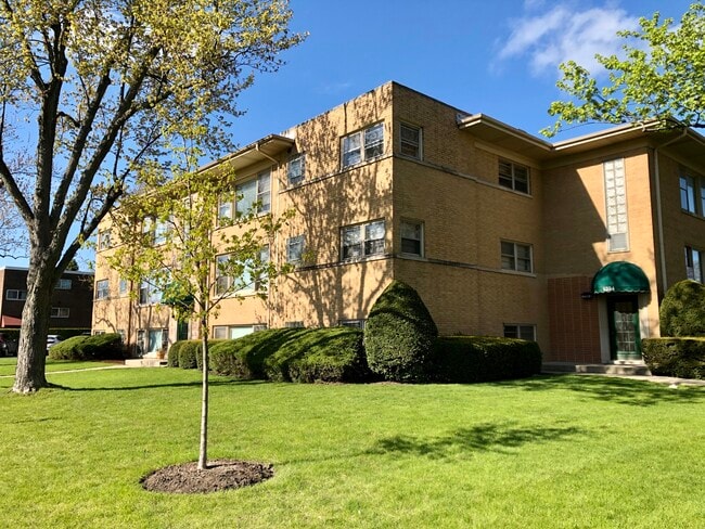 Building Photo - 1334 Woodview Ln