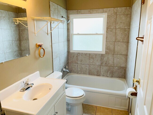 Foto del edificio - 6927 Hamilton St