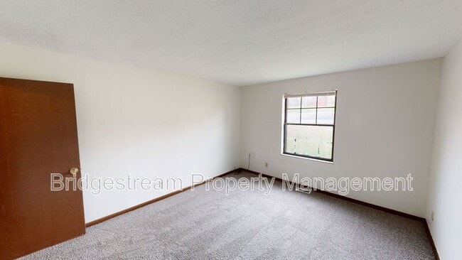 Building Photo - 1444 Minstrel Dr