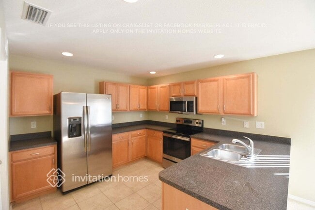 Foto del edificio - 30806 Temple Stand Ave